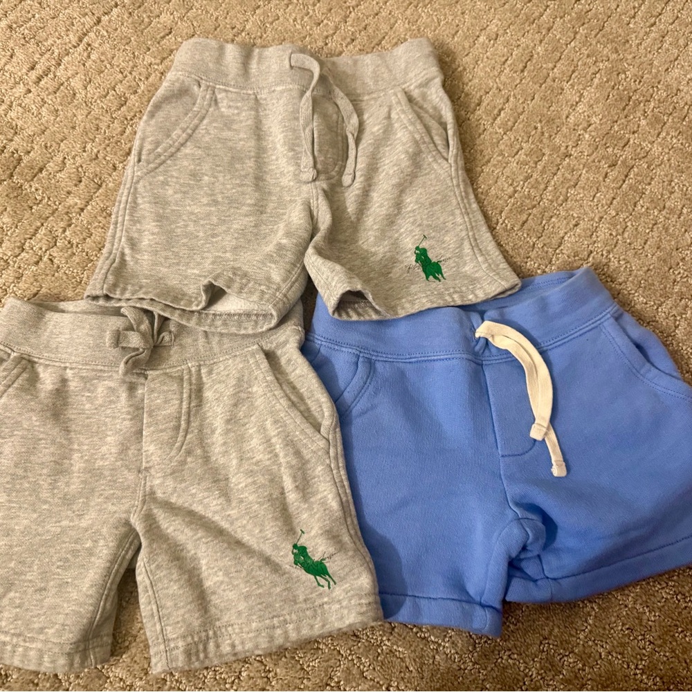 Polo by Ralph Lauren Kids Gray and Blue Shorts Trio